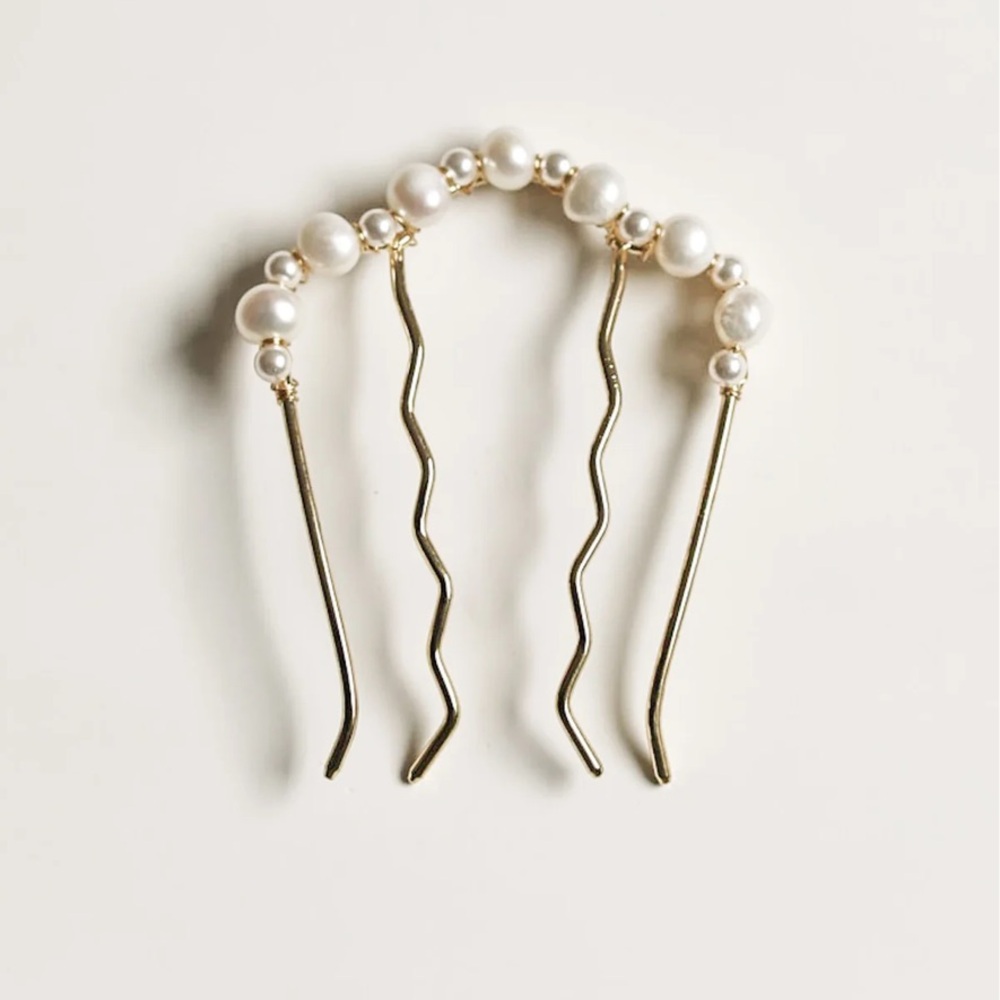 A.B. Ellie - Paloma Freshwater Pearl Comb